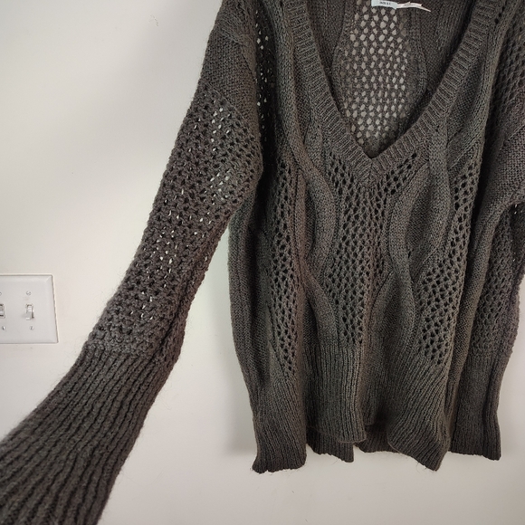 Chunky Oversized Mohair Sweater - Picture 7 of 12